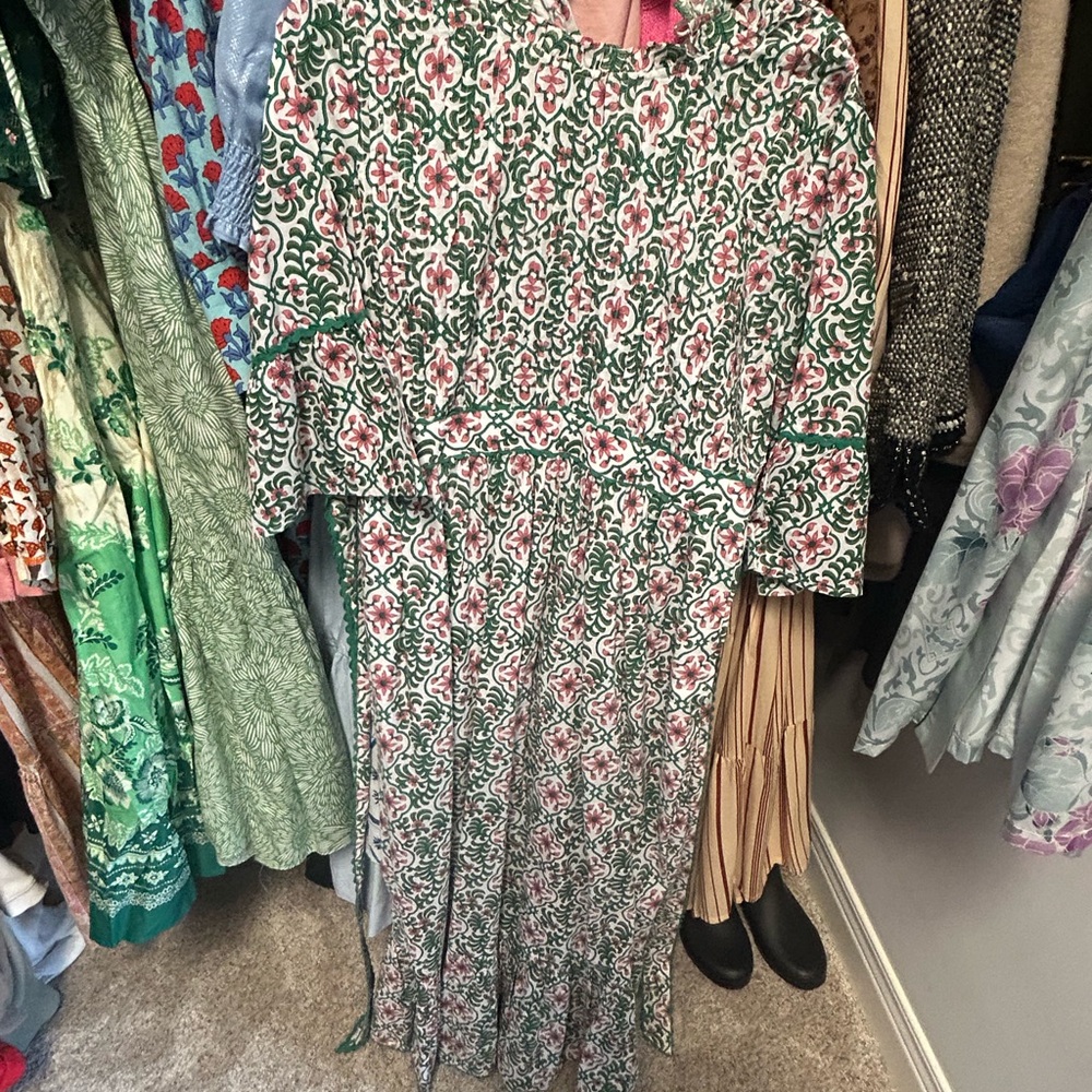 Elegant Floral Long Sleeve Dress